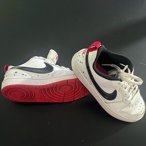 Nike Court Borough 2 SE White Very Berry